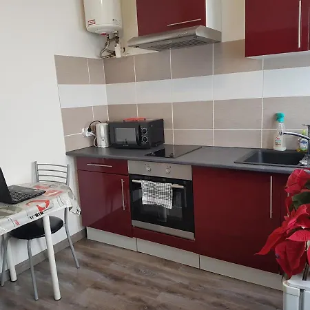 圣利玛窦公寓 *