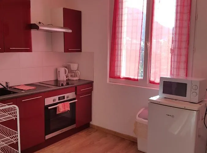 圣利玛窦公寓 *