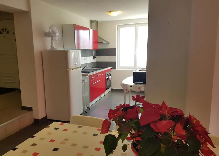 Maison Saint Matteo Apartment *